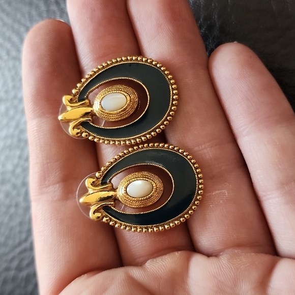 1928 earrings - Picture 4 of 8